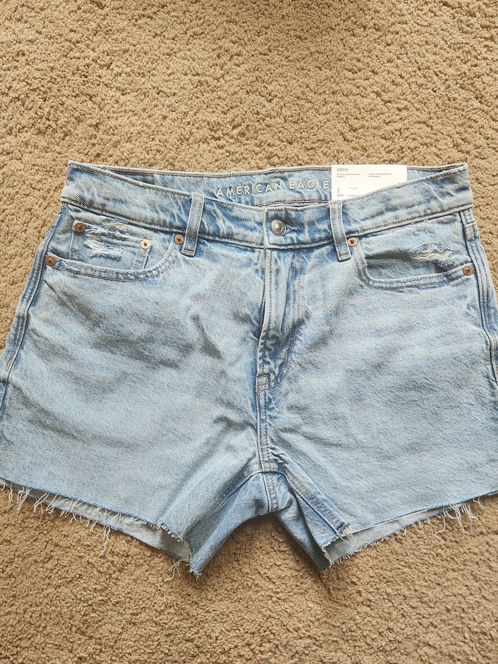 American Eagle Ex-Boyfriend Jean Short - Light Blue Size 2